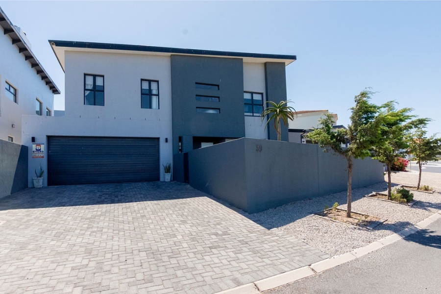 4 Bedroom Property for Sale in Calypso Beach Western Cape